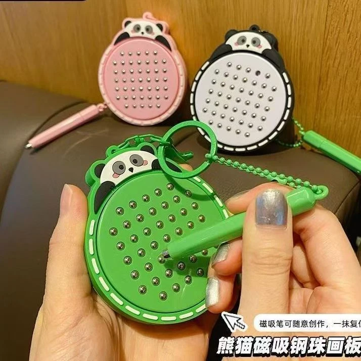 趣味磁吸画板汽车钢珠钥匙扣创意卡通学生书包挂件女生日礼物饰品