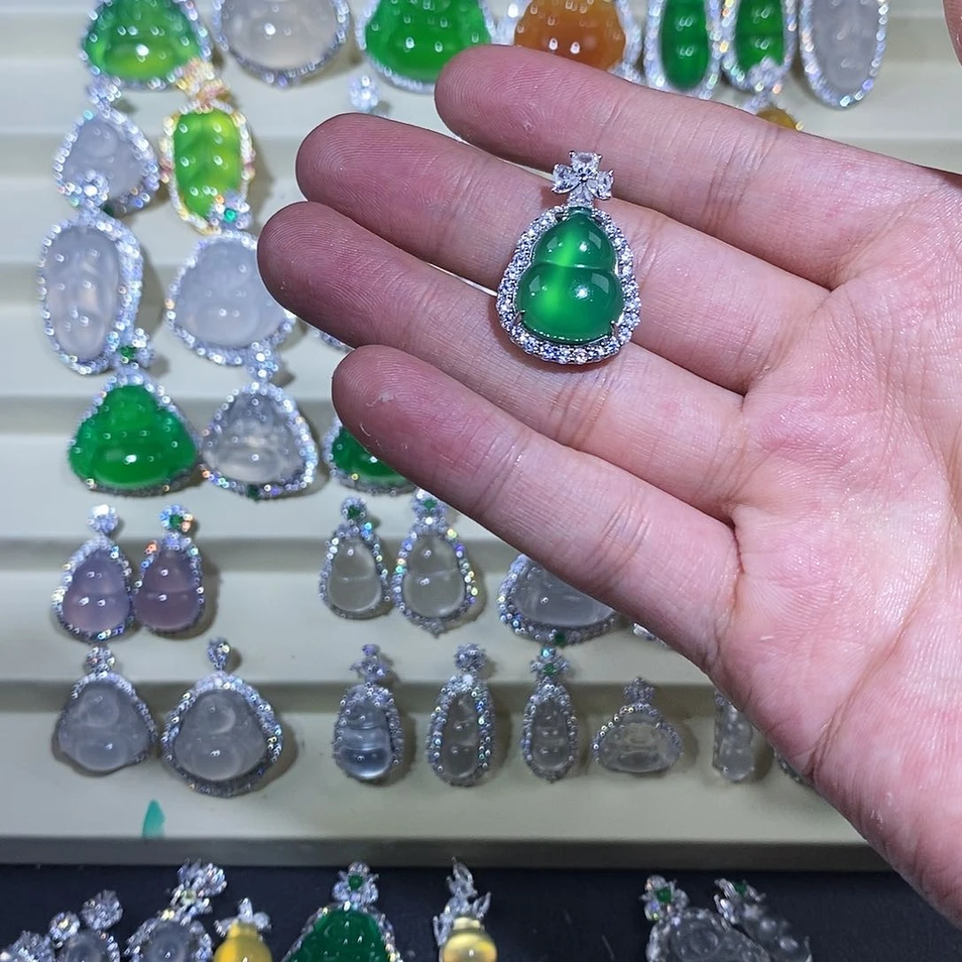 玛瑙/玉髓吊坠合金