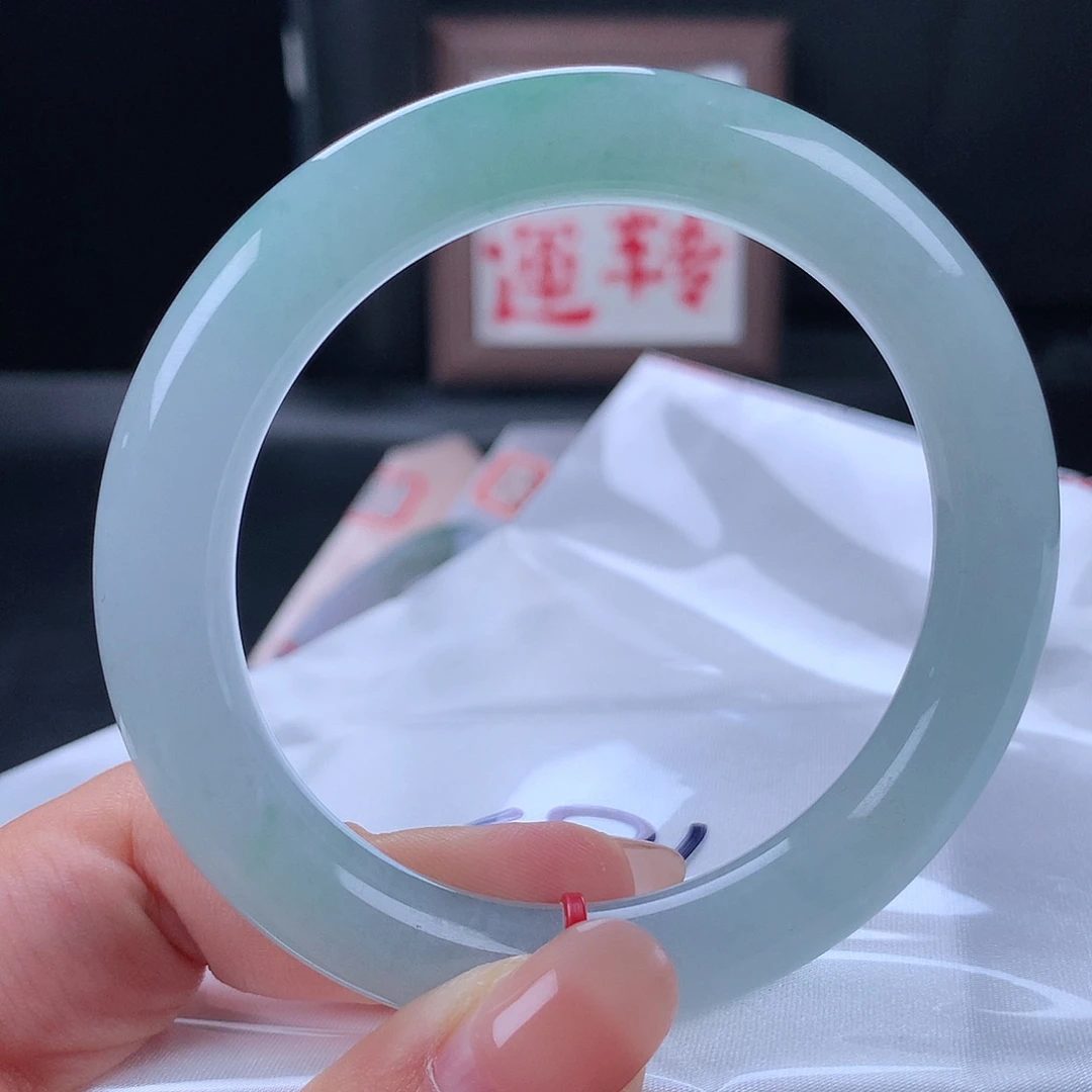 未镶嵌手镯翡翠182