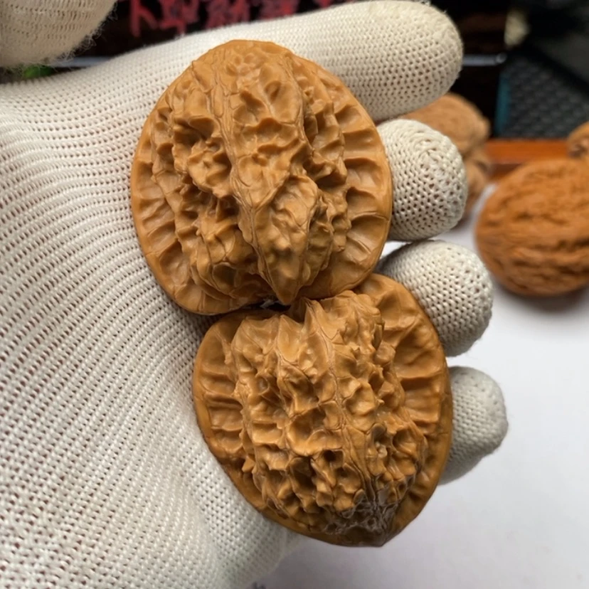【闪购商品】文玩核桃把件113靠山王