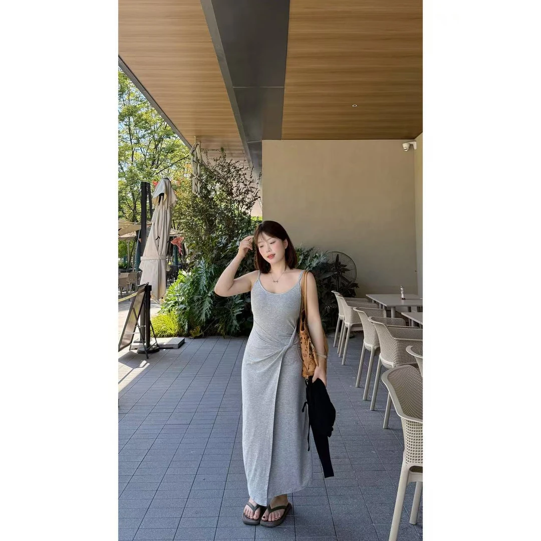 BOLUOBAO 缠绕美学 高级灰细肩带扭结设计吊带裙