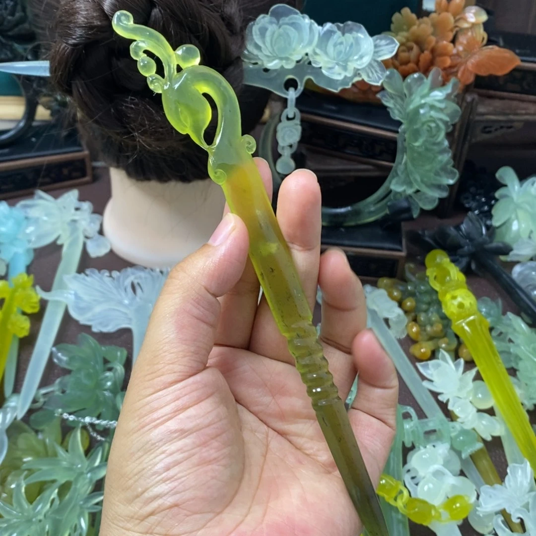 蛇纹石玉未镶嵌发饰