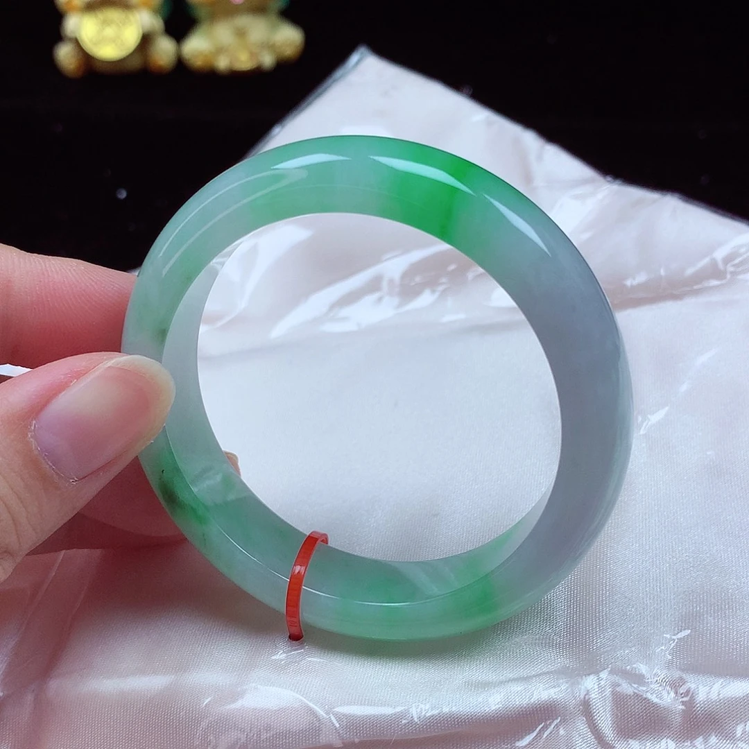 翡翠未镶嵌手镯52-53圈