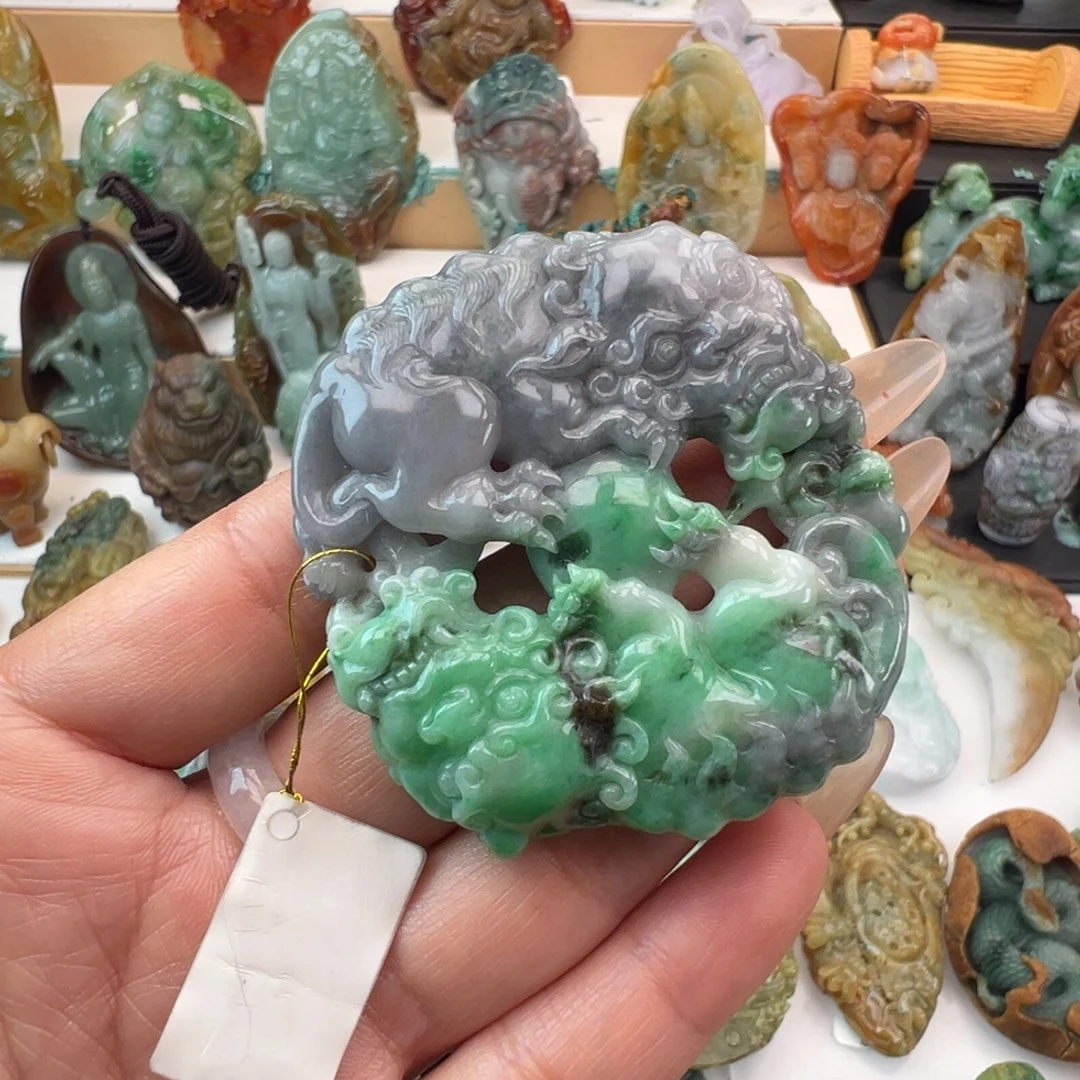 未镶嵌挂件翡翠天然缅甸