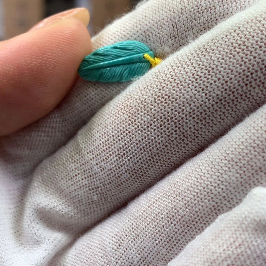 绿松石未镶嵌挂件