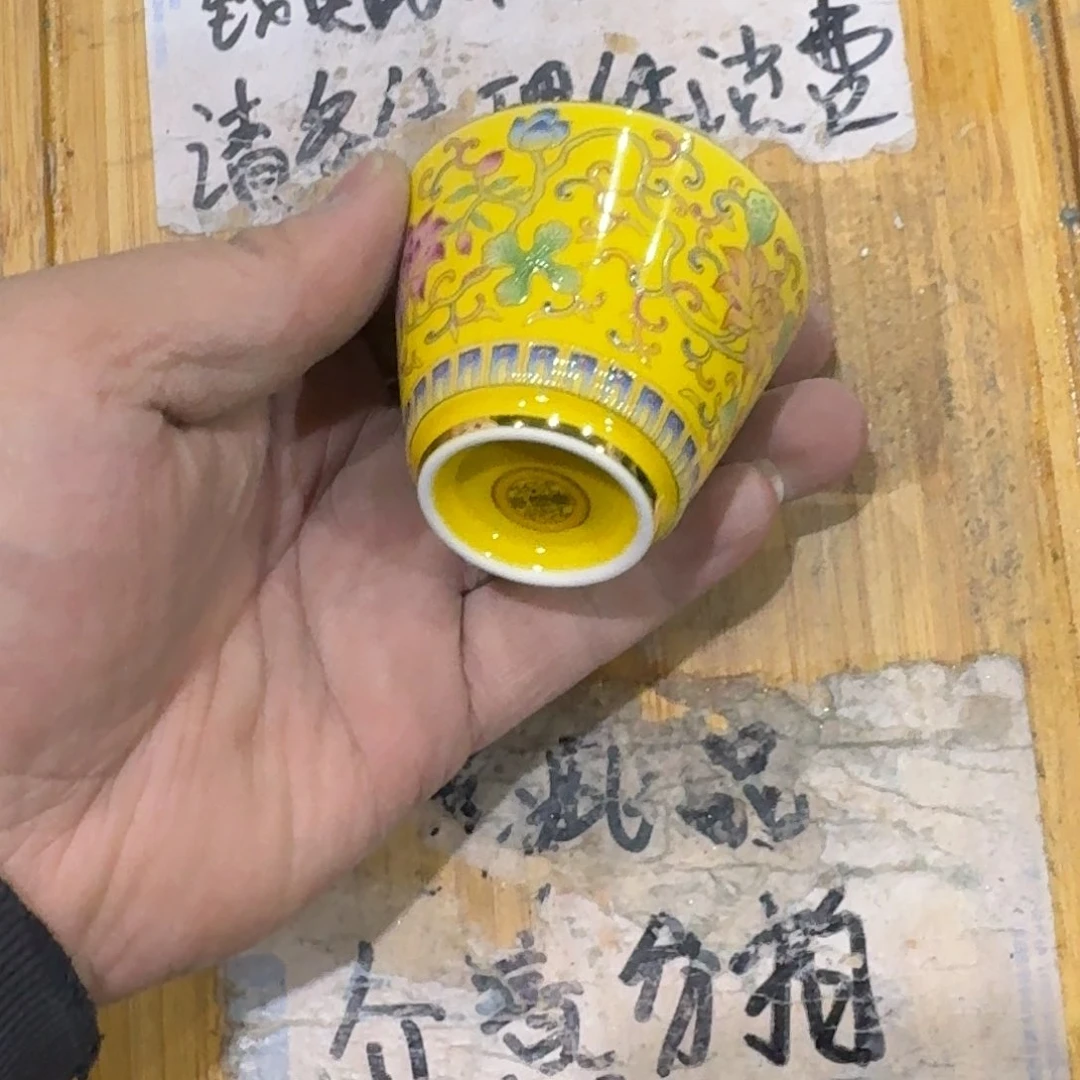 瑕疵介意勿拍陶瓷器皿 A612
