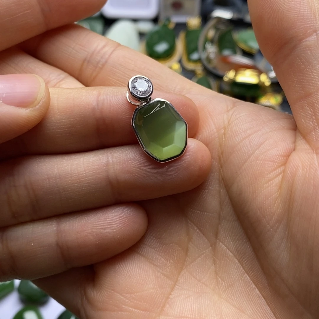 和田玉银S925镶嵌珠宝半成品吊坠