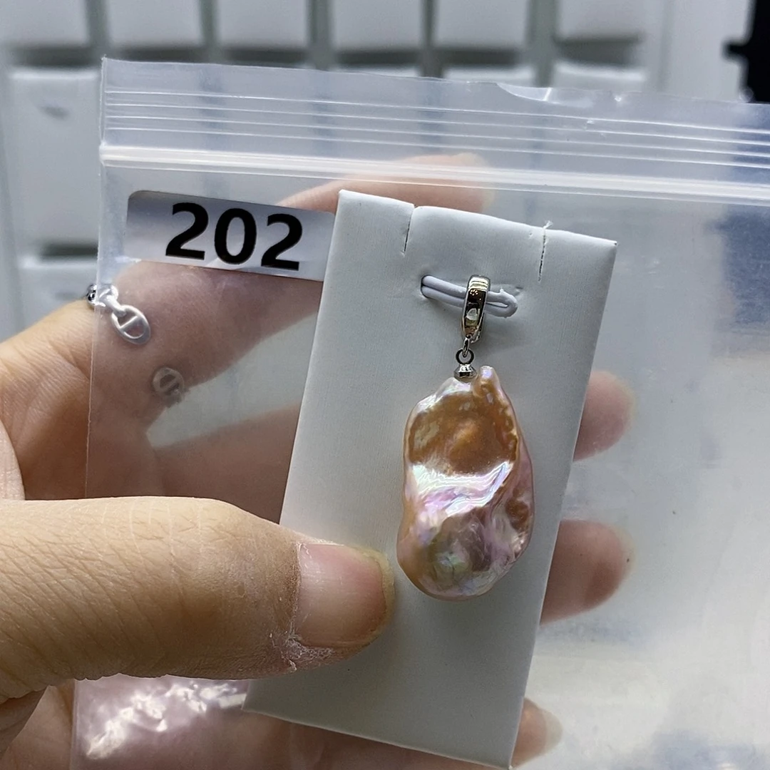 颈饰合金淡水珍珠