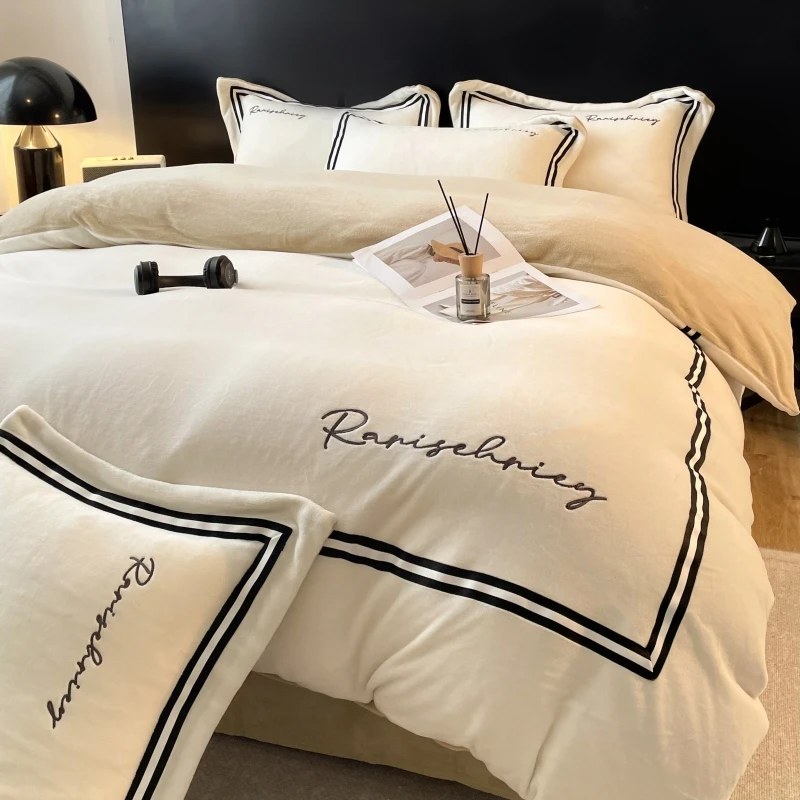 轻奢加厚保暖雕花绒牛奶绒四件套亲肤双面绒被套床单双人床上用品