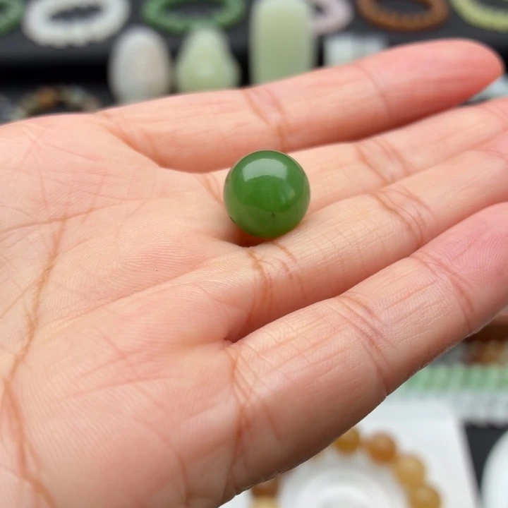 和田玉（碧玉）未镶嵌颈饰