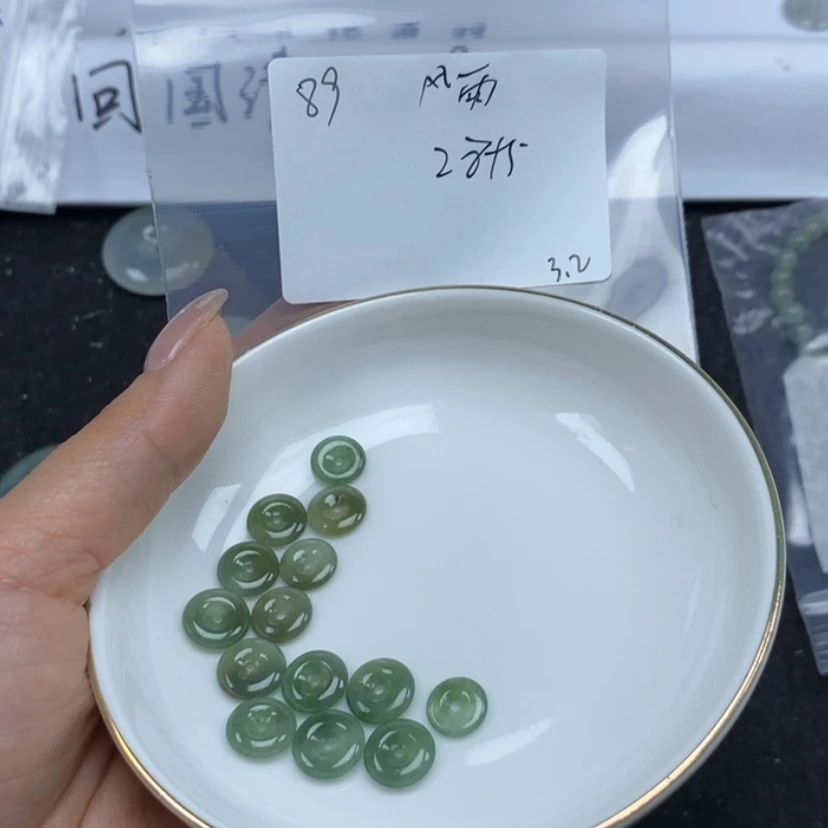 【闪购商品】翡翠颈饰未镶嵌风****6