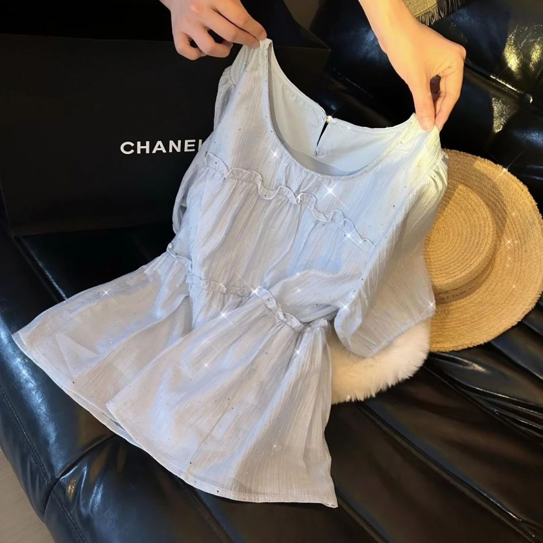 薄款蓝色圆领夏季新款女设计感修身显瘦上衣烫钻木耳边衬衫潮时尚