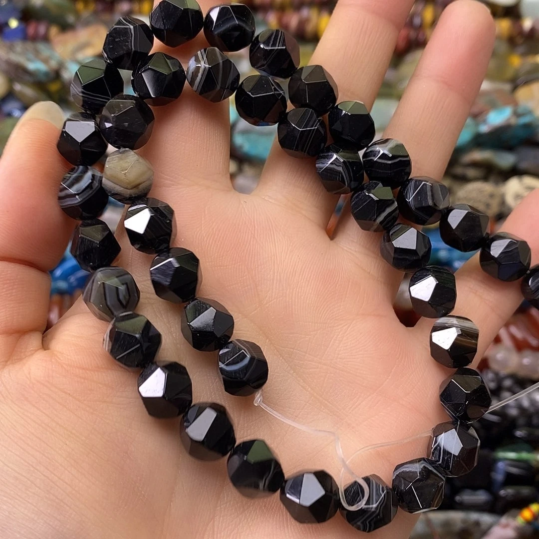 玛瑙/玉髓未镶嵌珠宝半成品卡九玛瑙一条