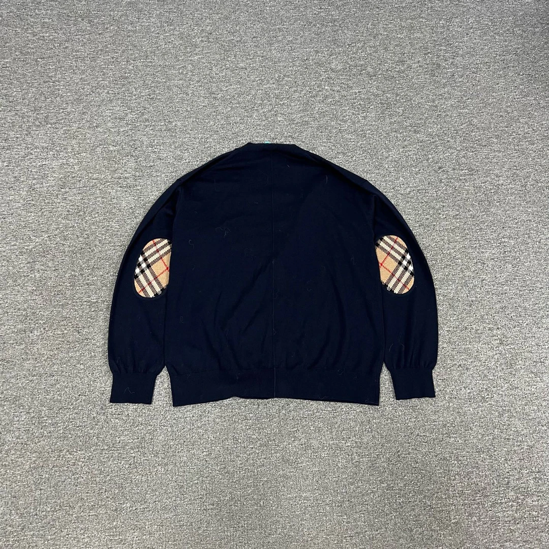 未使用 BURBERRY/博柏利 手臂格纹 羊绒针织开衫 全新带吊M码