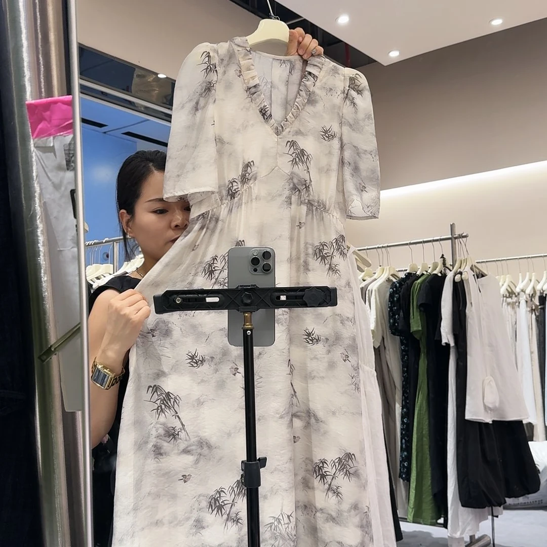 套头麻烦把钱汇了谢谢哈兄弟了兄弟我今天不在