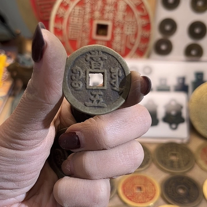一***慌铜现代翻砂工艺作品