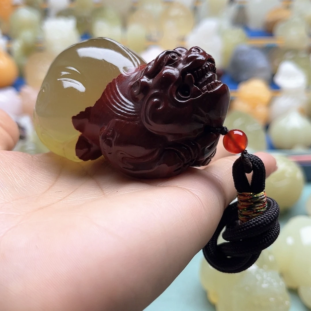 行***，新疆昆仑山脉山料
