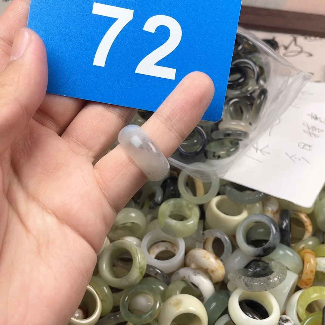 蛇纹石玉合金颈饰