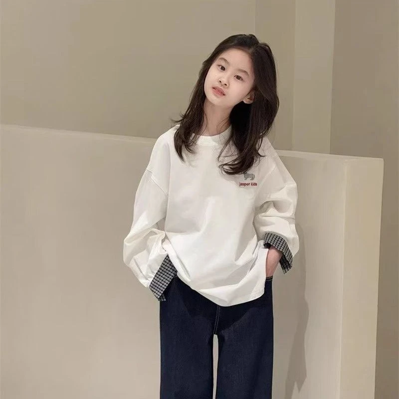童装春秋女孩中大童宽松上衣百搭长袖T恤女千金风圆领卡通打底衫