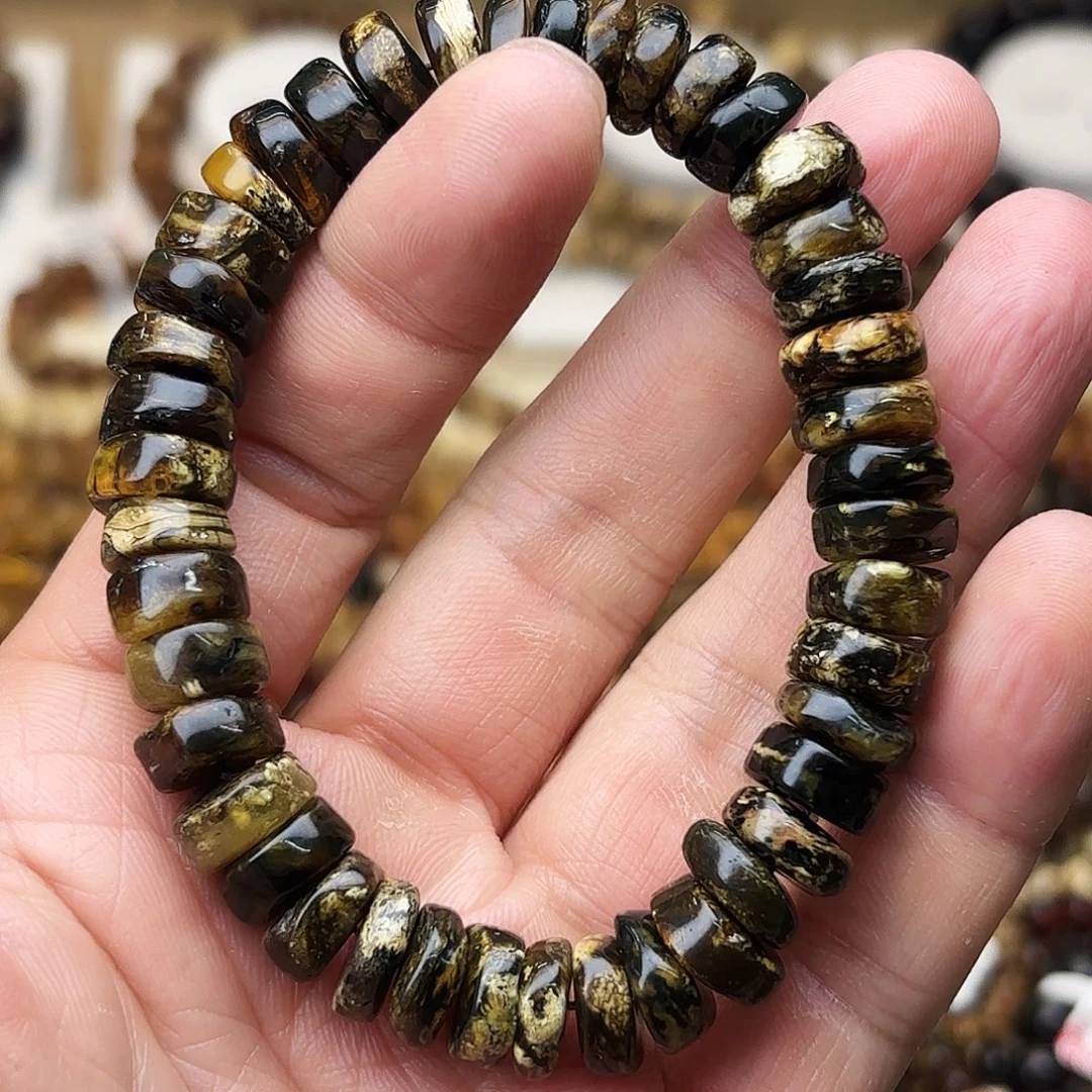 琥珀未镶嵌裸石十一