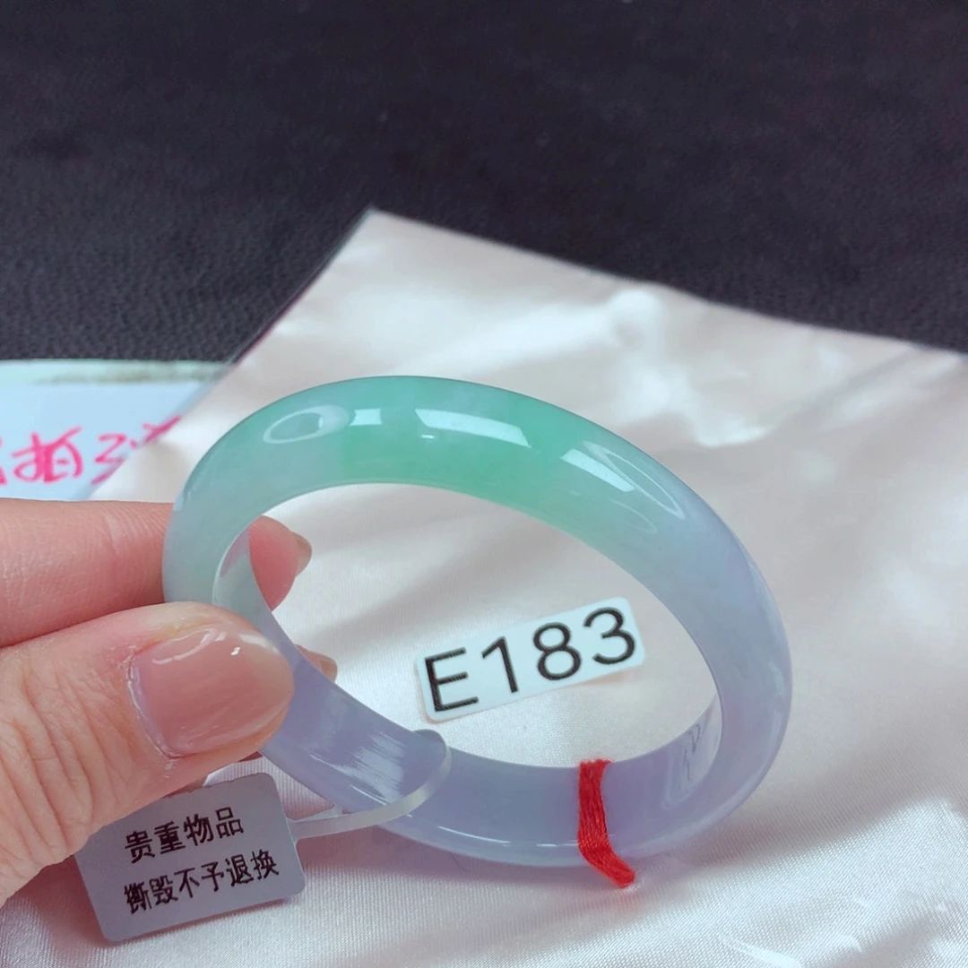 翡翠手镯未镶嵌小****生手镯88