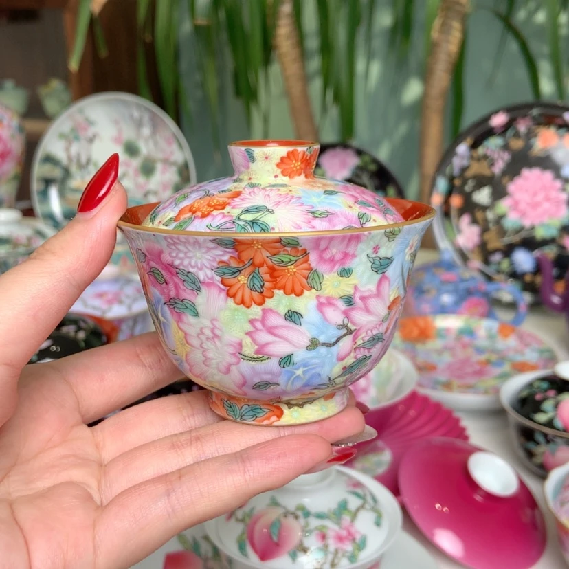 【闪购商品】美****?万花手绘宫墙红内绘描金盖碗