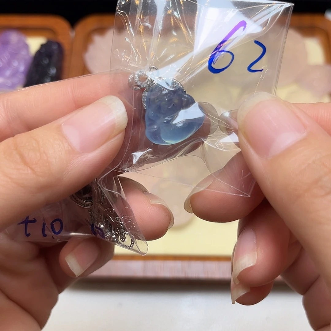 颈饰未镶嵌水晶?补差14