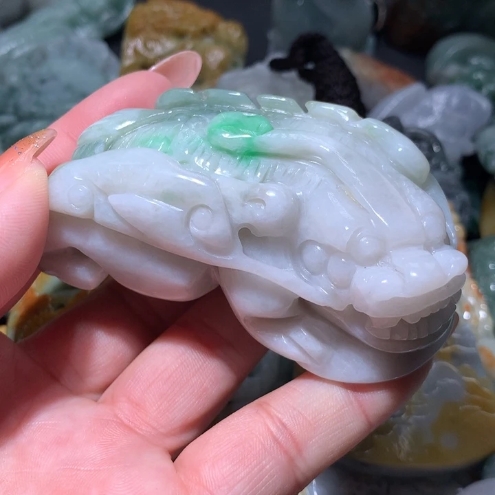 翡翠未镶嵌颈饰保真天然A货翡翠