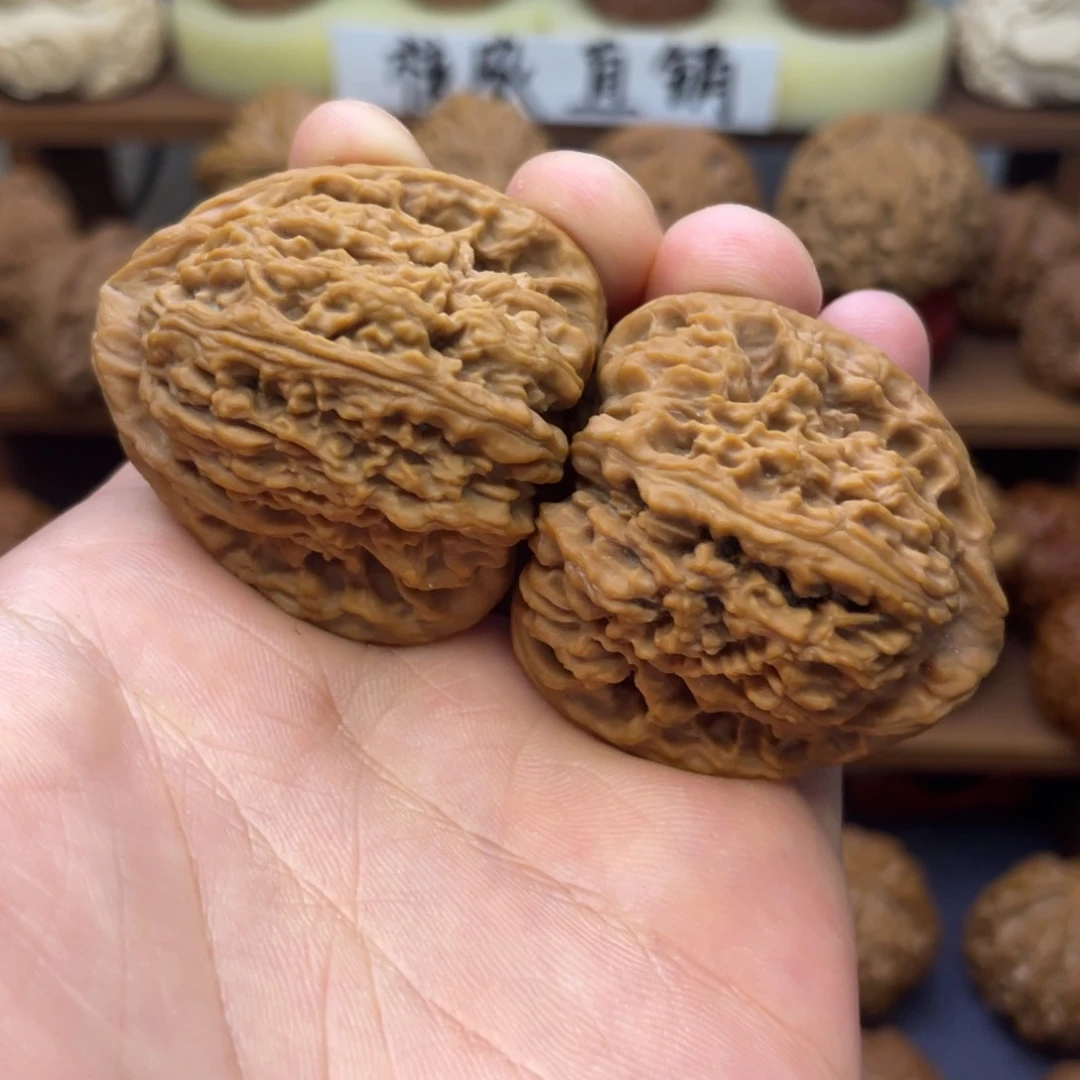 文玩核桃吊坠南疆40全品无修44克