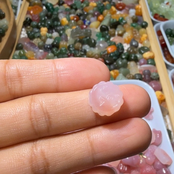 和田玉未镶嵌珠宝半成品璐*