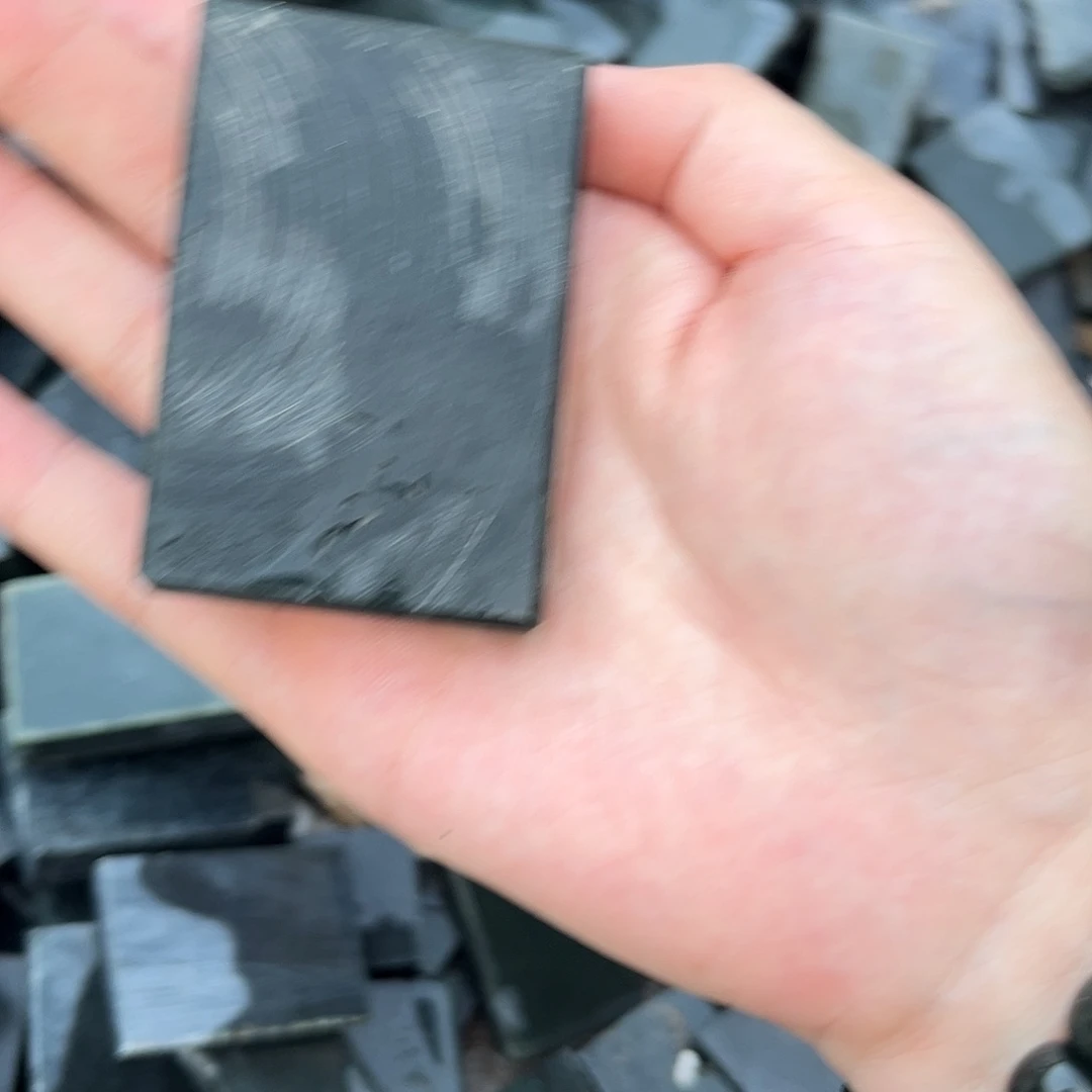 和田玉未镶嵌挂件原石461默认不打孔