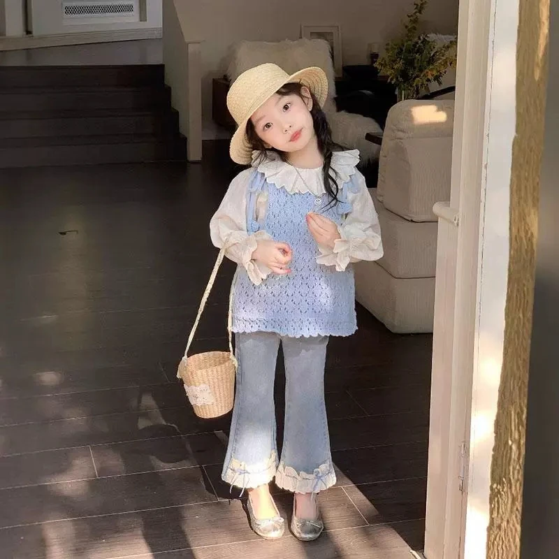 2025新款春装女童蓝色马甲白色翻领娃娃衫花边领衬衫套装牛仔裤子