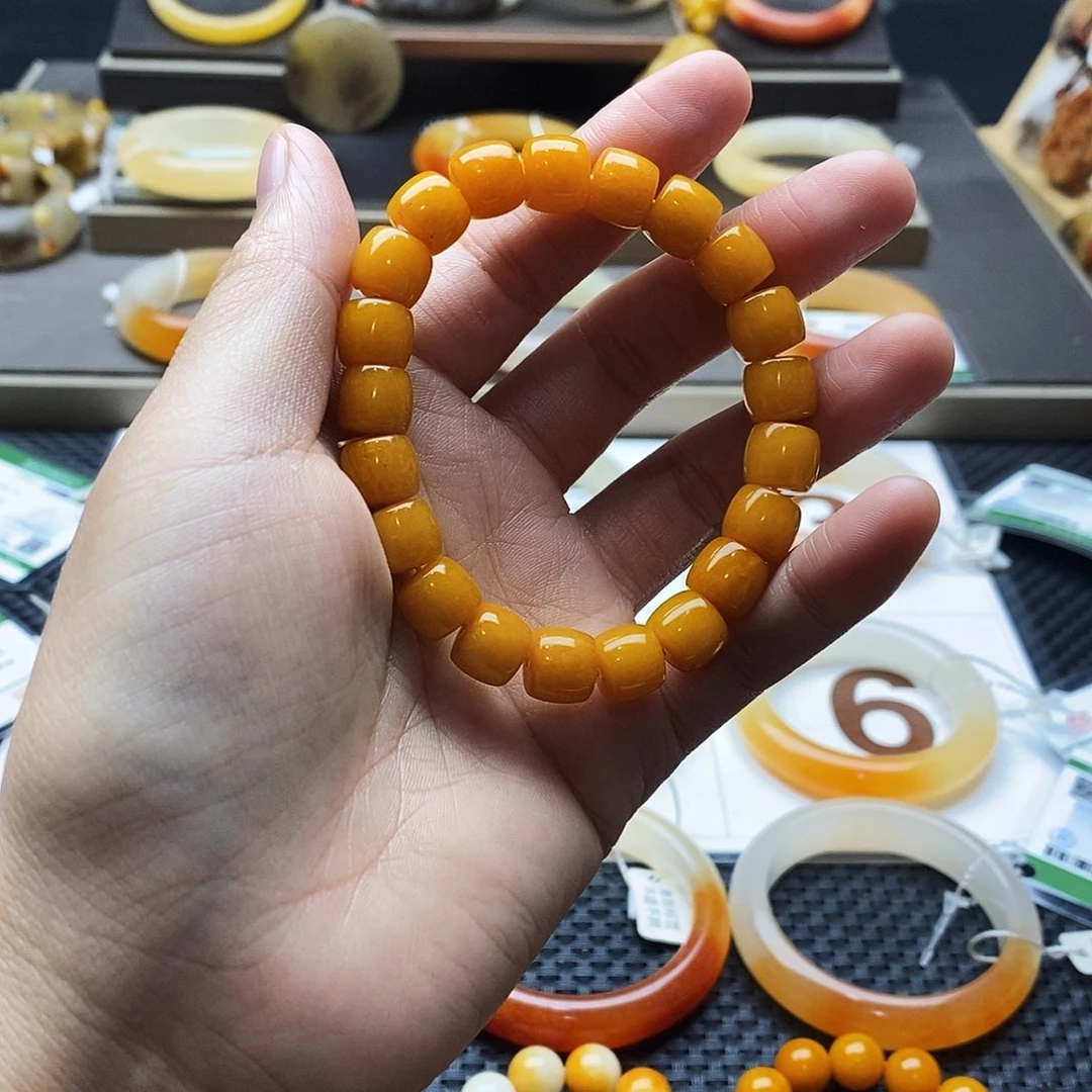 石英质玉（黄龙玉）未镶嵌手镯
