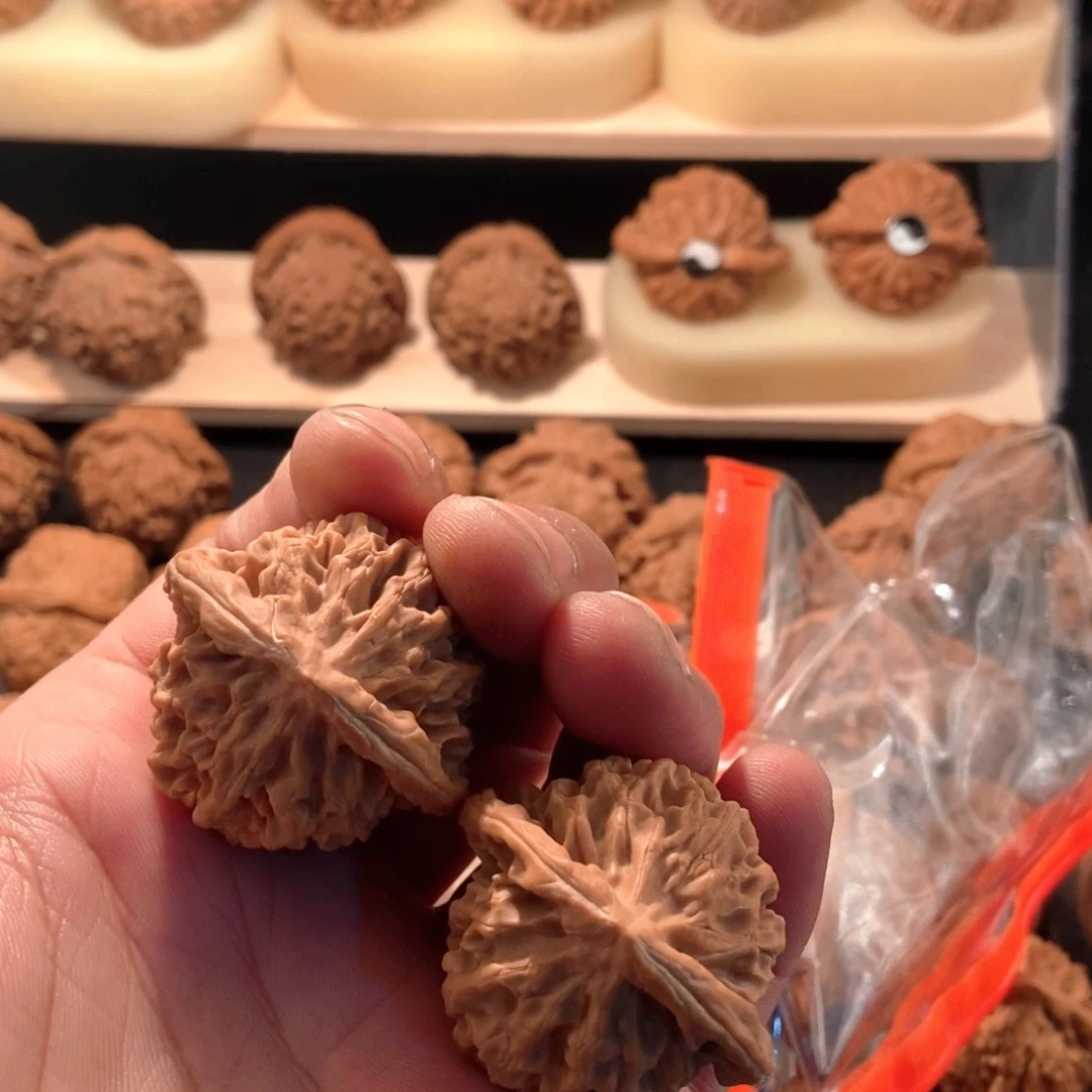 吊坠文玩核桃40金公子