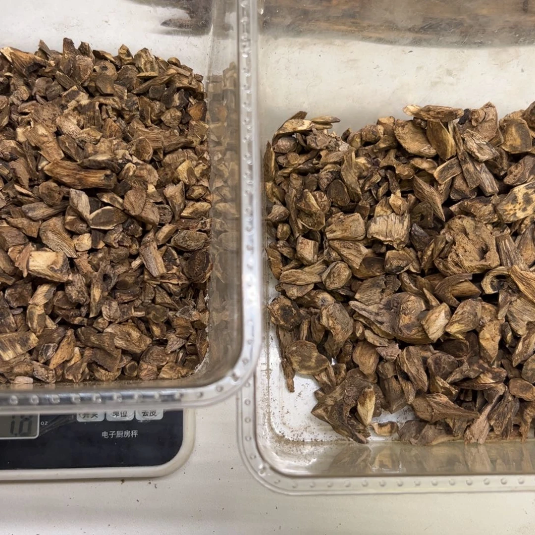 小***Y沉香沉香碎屑小树丁643克