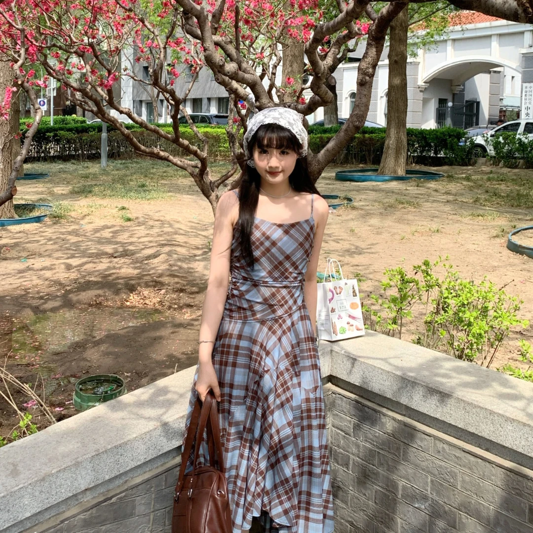 复古格纹格纹连衣裙重工大裙摆显瘦吊带裙肩带可调