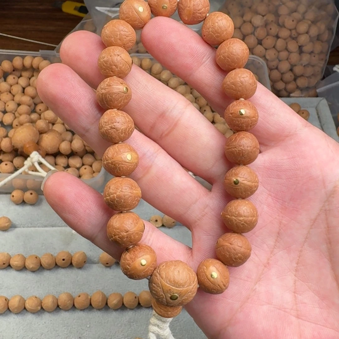 B***o凤眼菩提手串12mm铜钉