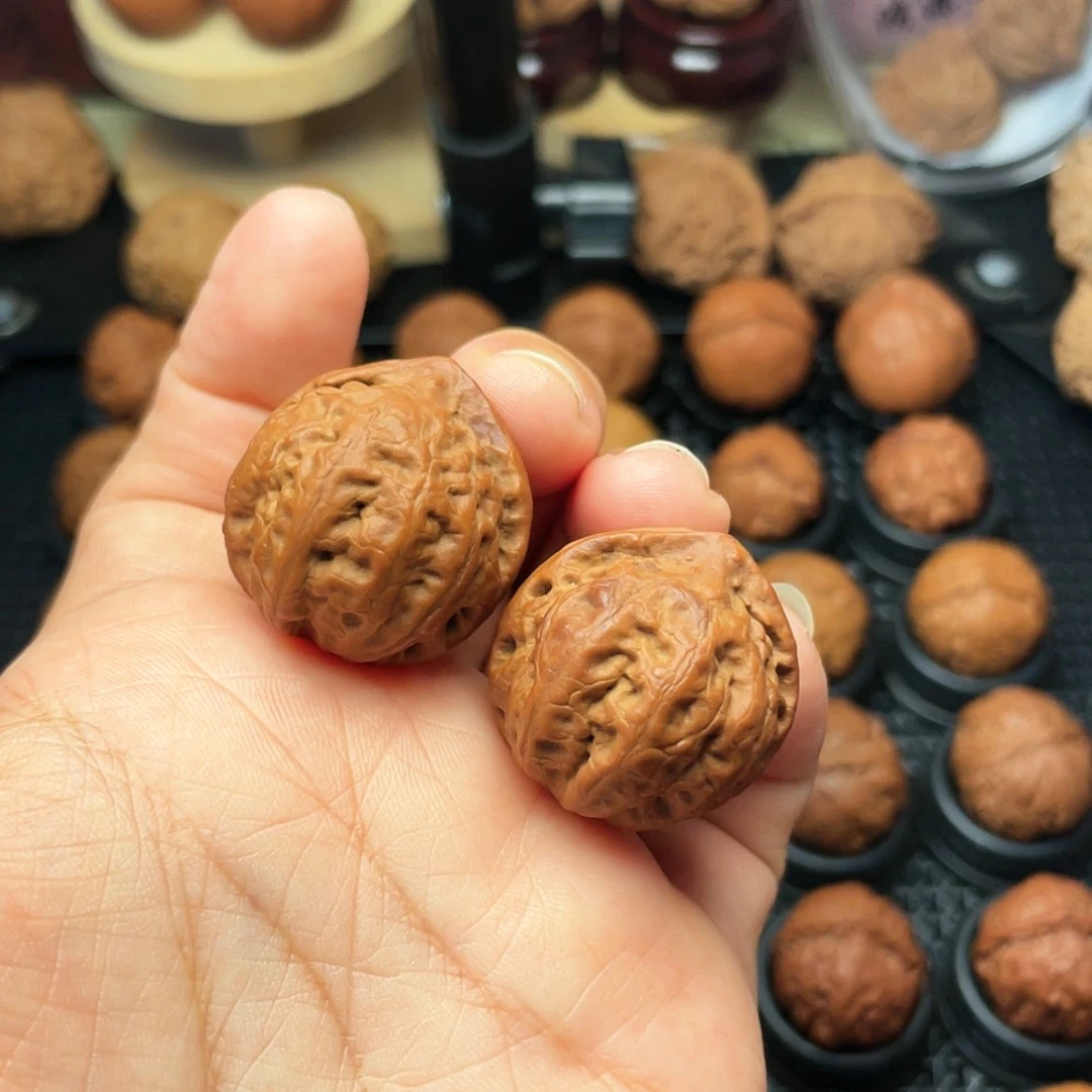 【闪购商品】文玩核桃吊坠佛肚
