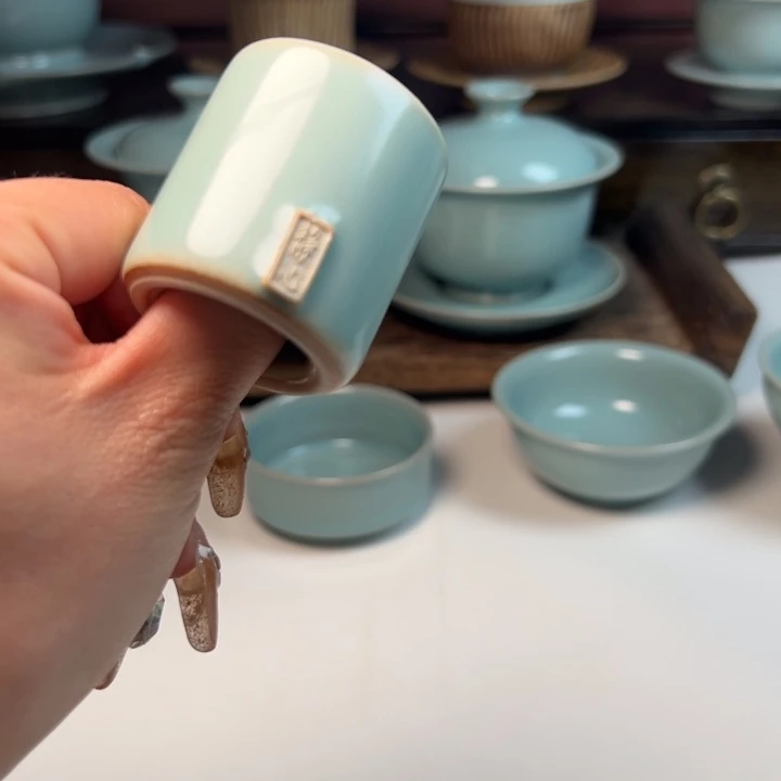 瓷片每****儿微瑕哈哈哈哈哈哈