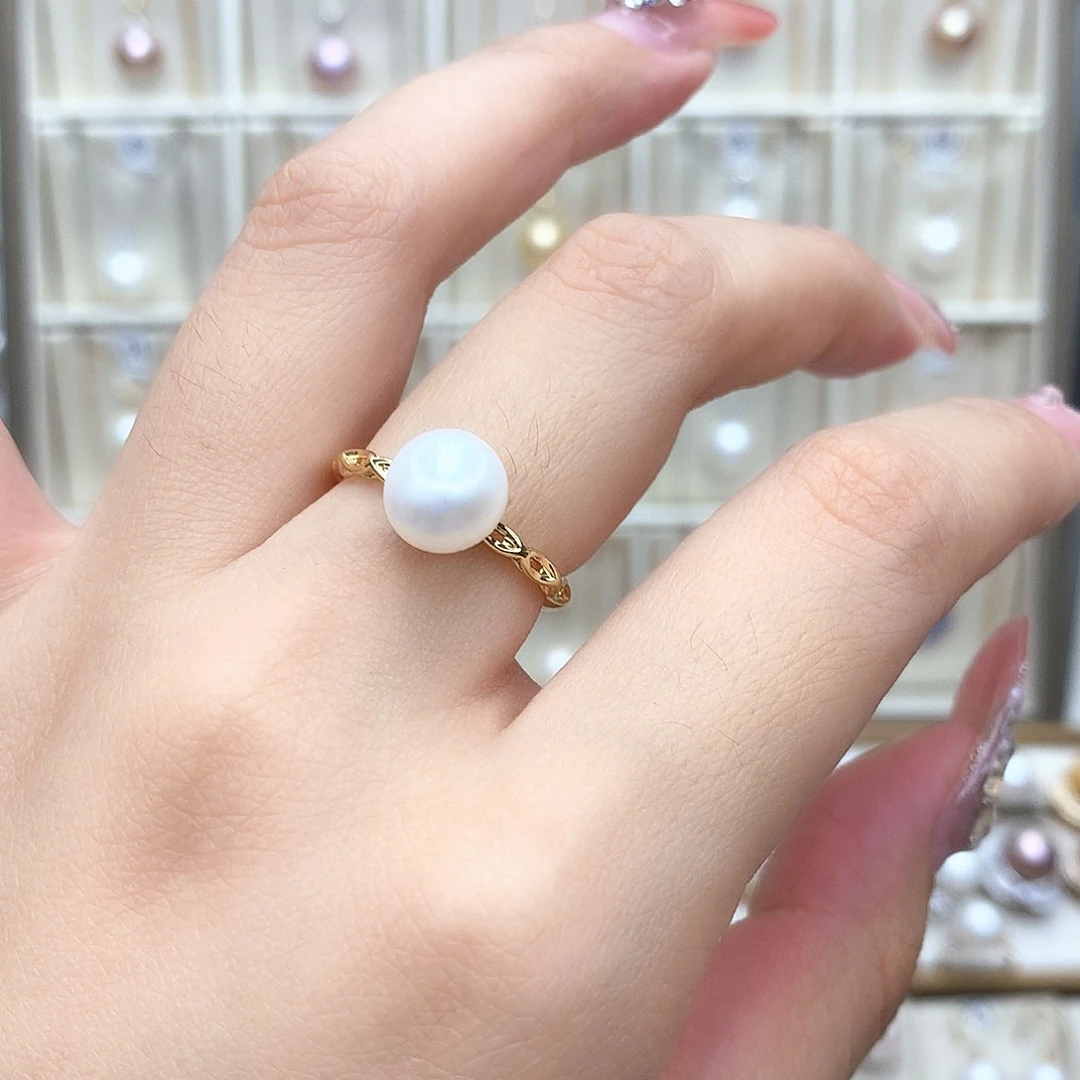 淡水珍珠合金颈饰