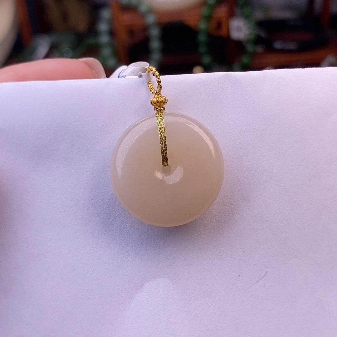 和田玉清货价浓藕粉红粉平安扣未镶嵌