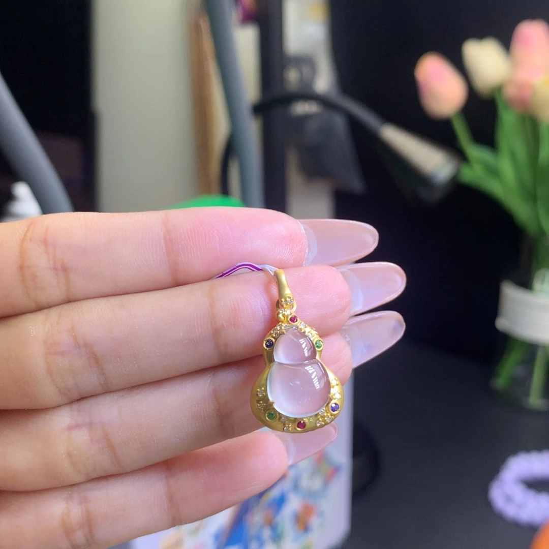 翡翠18K金镶嵌颈饰