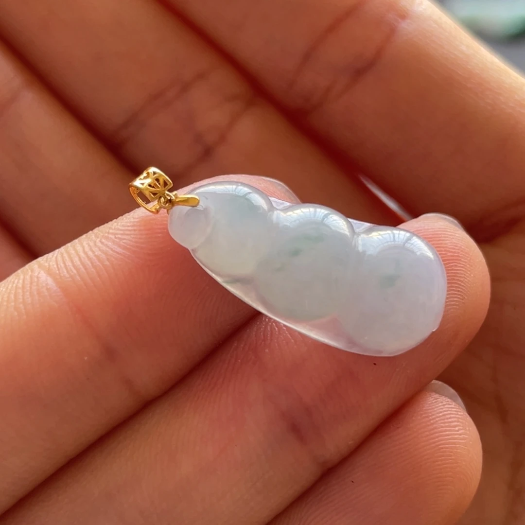 翡翠颈饰18K金镶嵌福豆