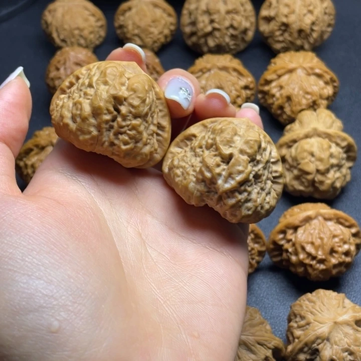 吊坠文玩核桃42三角蛙