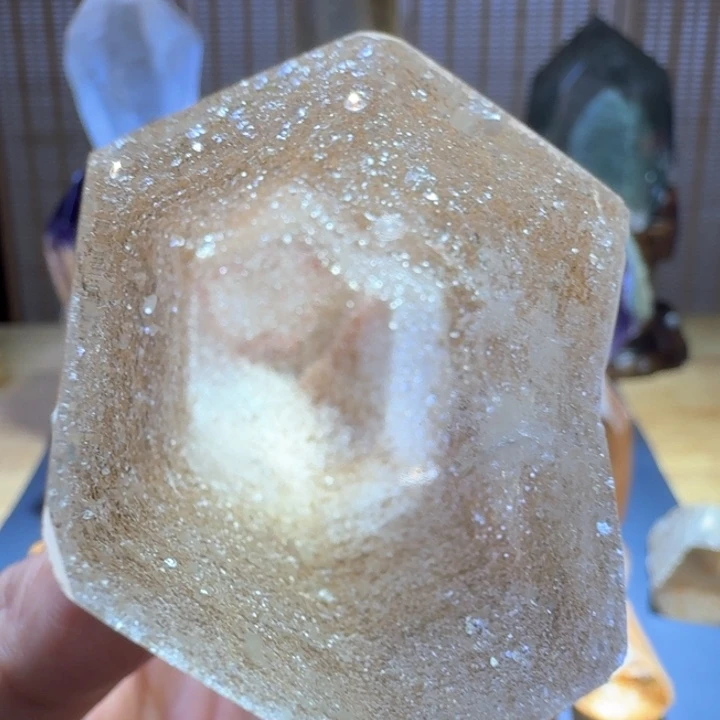 水晶原石未镶嵌水晶