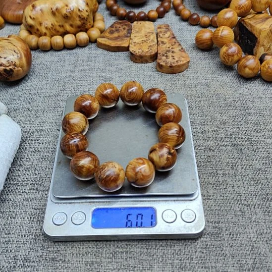 过***儿2.0碳化瑕疵，太行崖柏