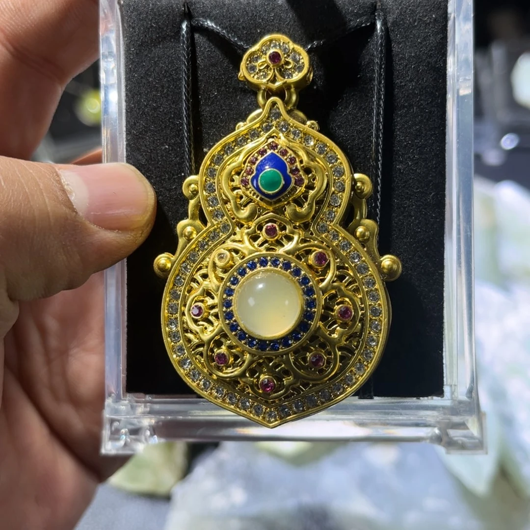蛇纹石玉合金颈饰