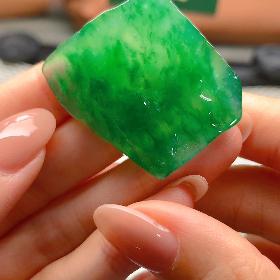 定制翡翠未镶嵌不退不换