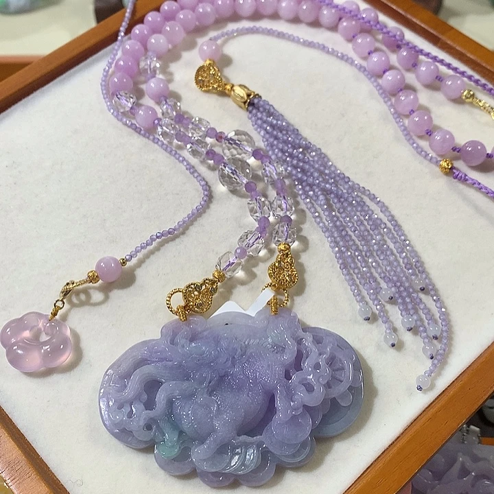 翡翠未镶嵌颈饰翡翠吊坠