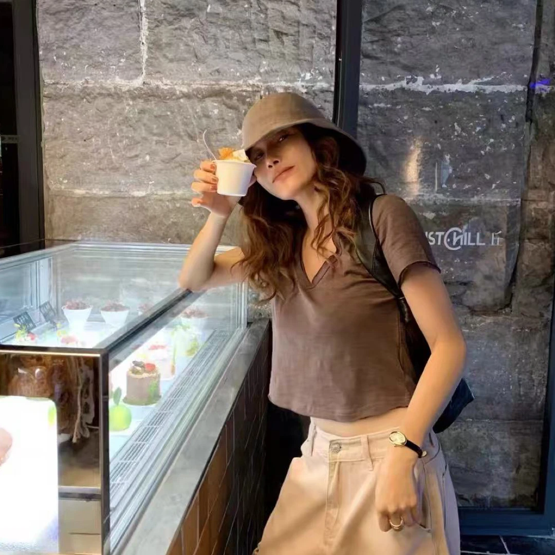 All In正品早秋新款 自然卷边洋气短款纯色短袖T恤女